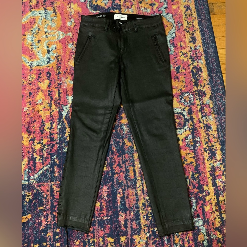 Brand: DL1961; Size: 28